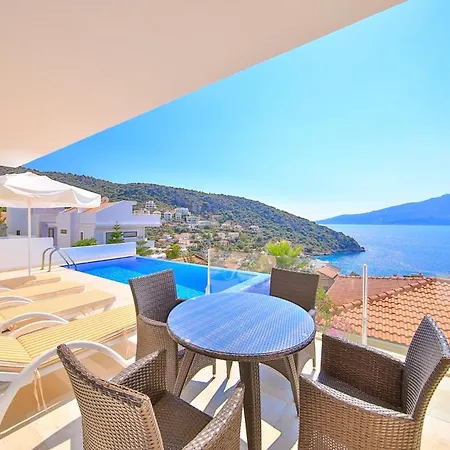 فيلة Sleeps 6 Pool Air Con Wifi *